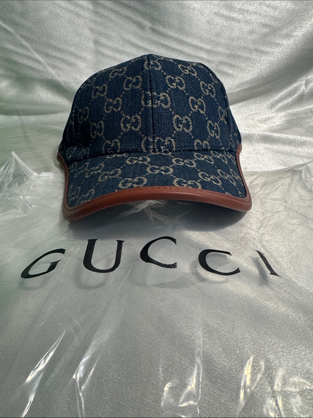 New!🔥Gucci Denim GG Monogram Cap in Dark Blue with Brown Trim!🔥